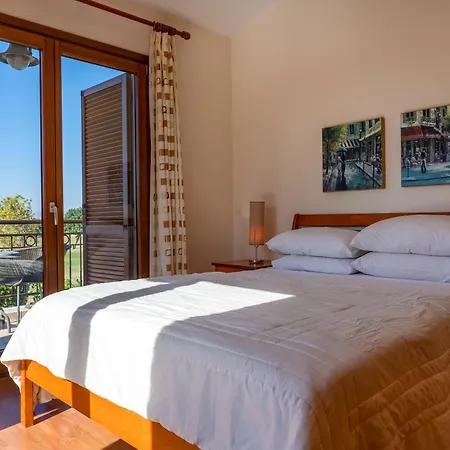 빌라 3 Bedroom Cardia With Private Pool, Aphrodite Hills 코우클리아