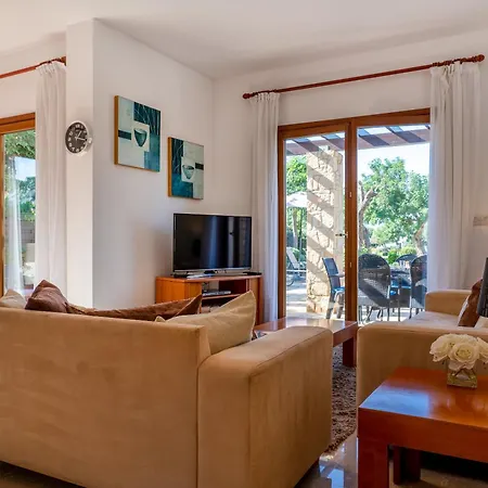 3 Bedroom Cardia With Private Pool, Aphrodite Hills *