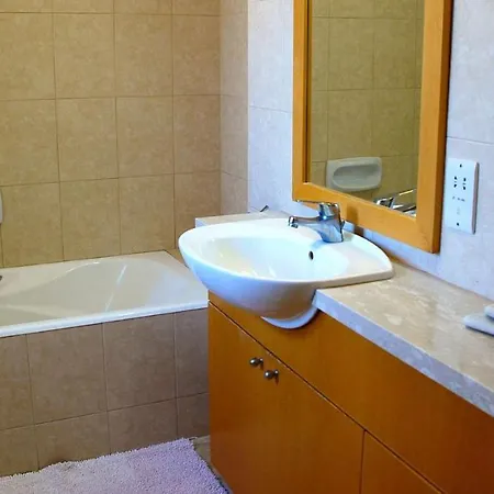 3 Bedroom Cardia With Private Pool, Aphrodite Hills Villa Sakarya