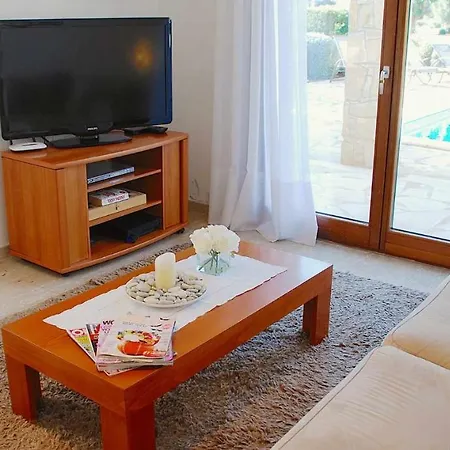 3 Bedroom Cardia With Private Pool, Aphrodite Hills Sakarya