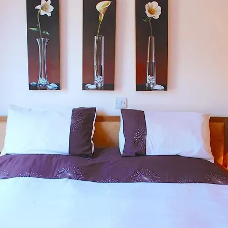3 Bedroom Cardia With Private Pool, Aphrodite Hills Villa *