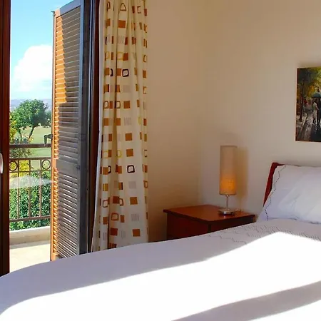3 Bedroom Cardia With Private Pool, Aphrodite Hills Villa Kouklia