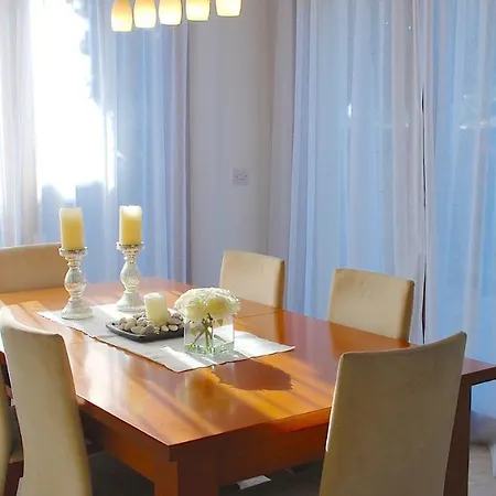 3 Bedroom Cardia With Private Pool, Aphrodite Hills Villa