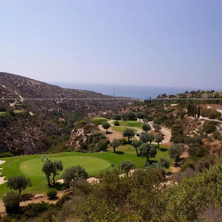 3 Bedroom Cardia With Private Pool, Aphrodite Hills Sakarya