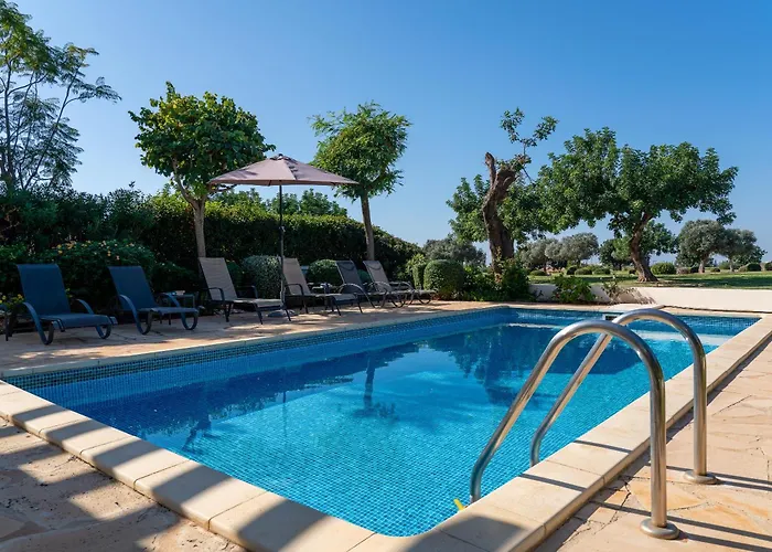 3 Bedroom Cardia With Private Pool, Aphrodite Hills Villa