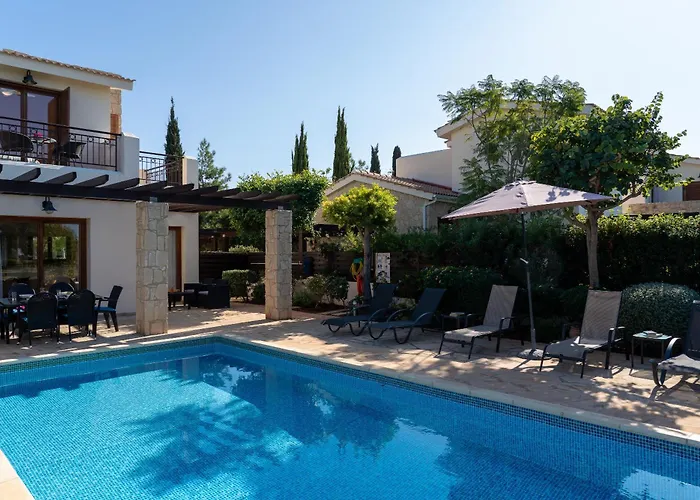 3 Bedroom Cardia With Private Pool, Aphrodite Hills * Kouklia